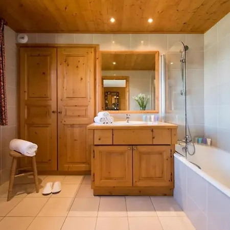 Amazing Panoramic View 10 Guests Chalet - If You Want To Book, Please Contact On Wh-ats-app - 0034-605-434-371 !!!! Villa